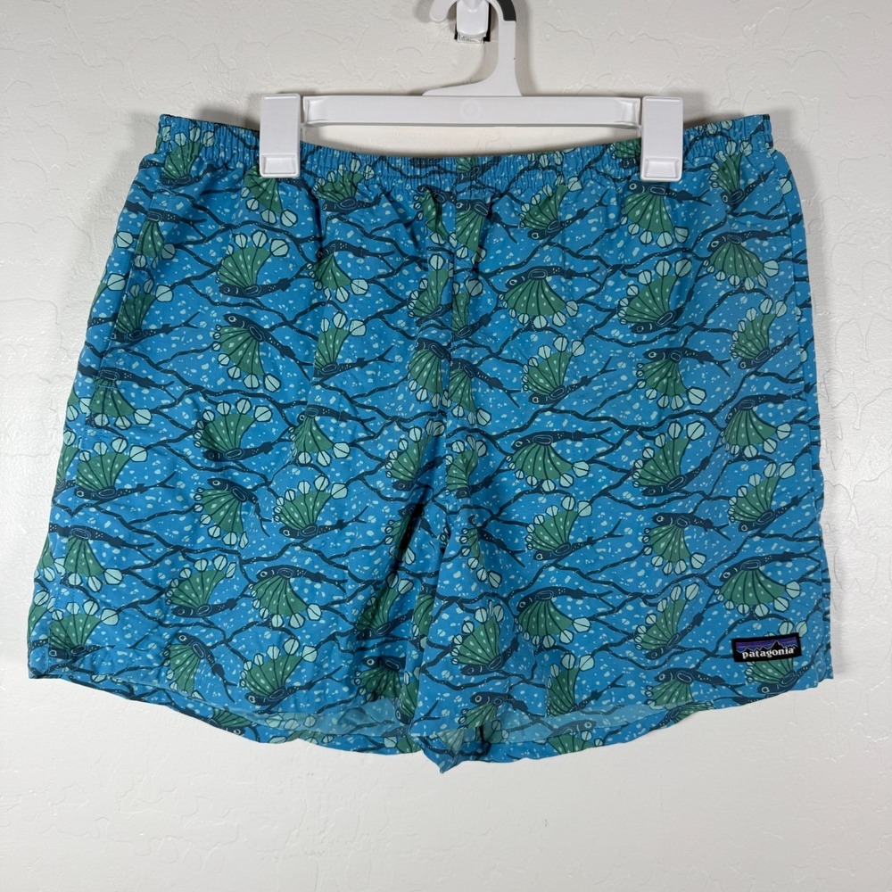 Patagonia Baggies Shorts Mens XL Blue 5" Mesh Lined Outdoor Swim Fish Print